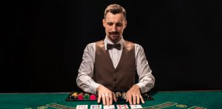Gamblers Card dealer