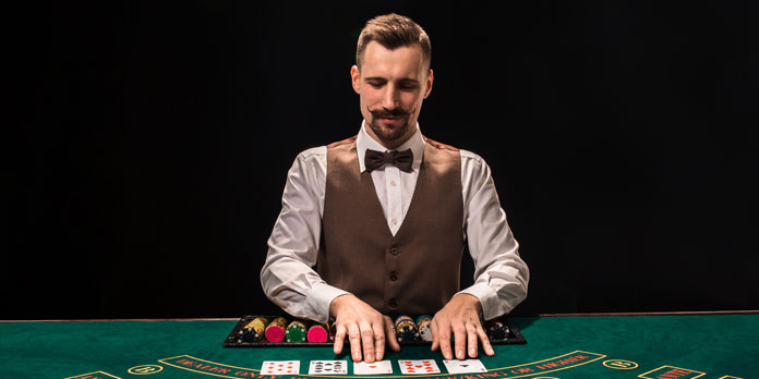 How Much Does a Table Games Dealer Make - AgenCasino98